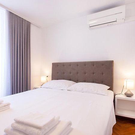 Apartmaji Pri Perotu Izola Exterior photo